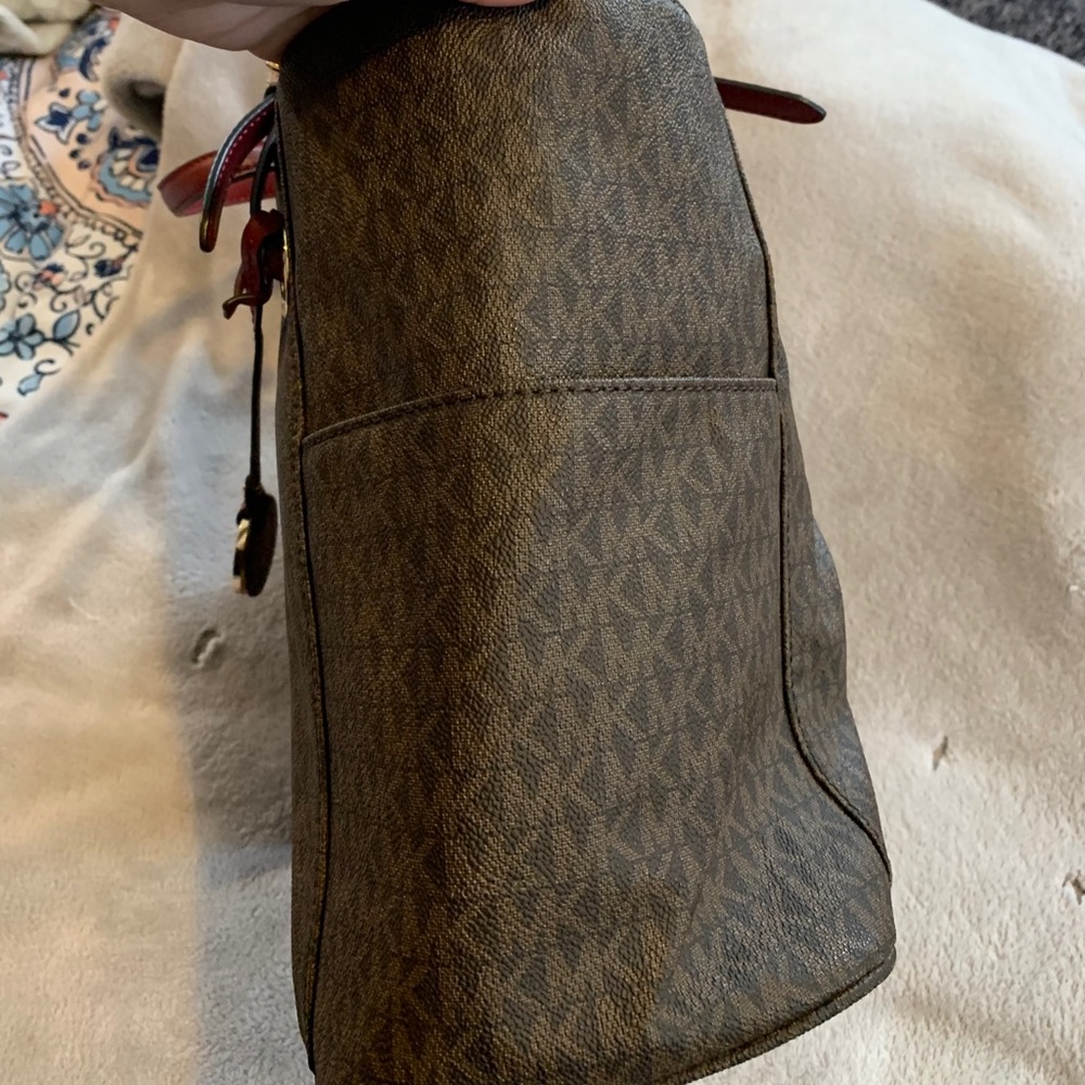 Barely Used Authentic Michael Kors Tote - image 2
